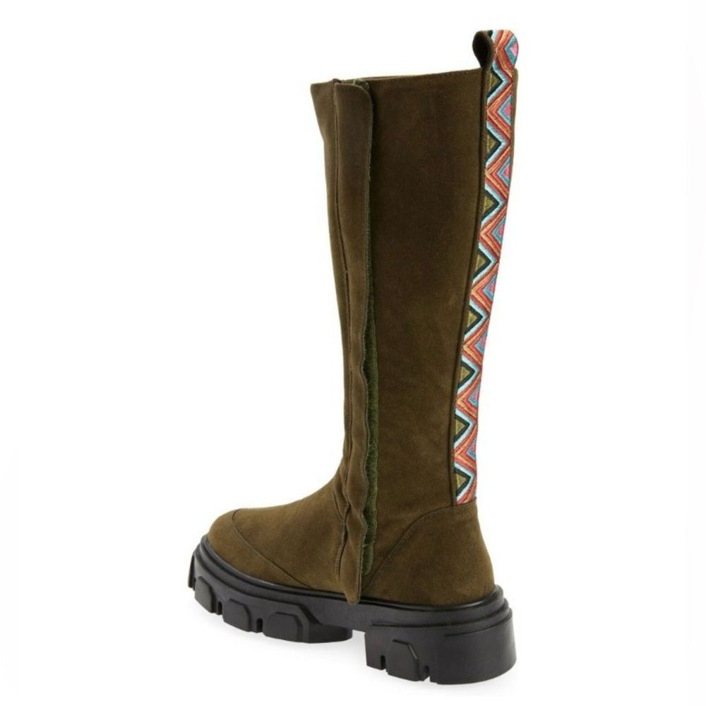 NEW FARM Rio Army Long Suede Boots Tall Lug Embroidered Olive Green Size 8.5